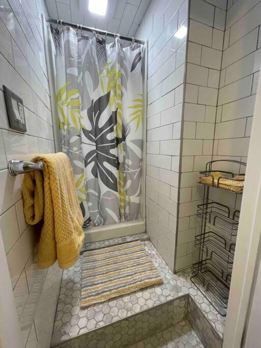 Modern Rental Brooklyn'S Hidden Gem Νέα Υόρκη Εξωτερικό φωτογραφία